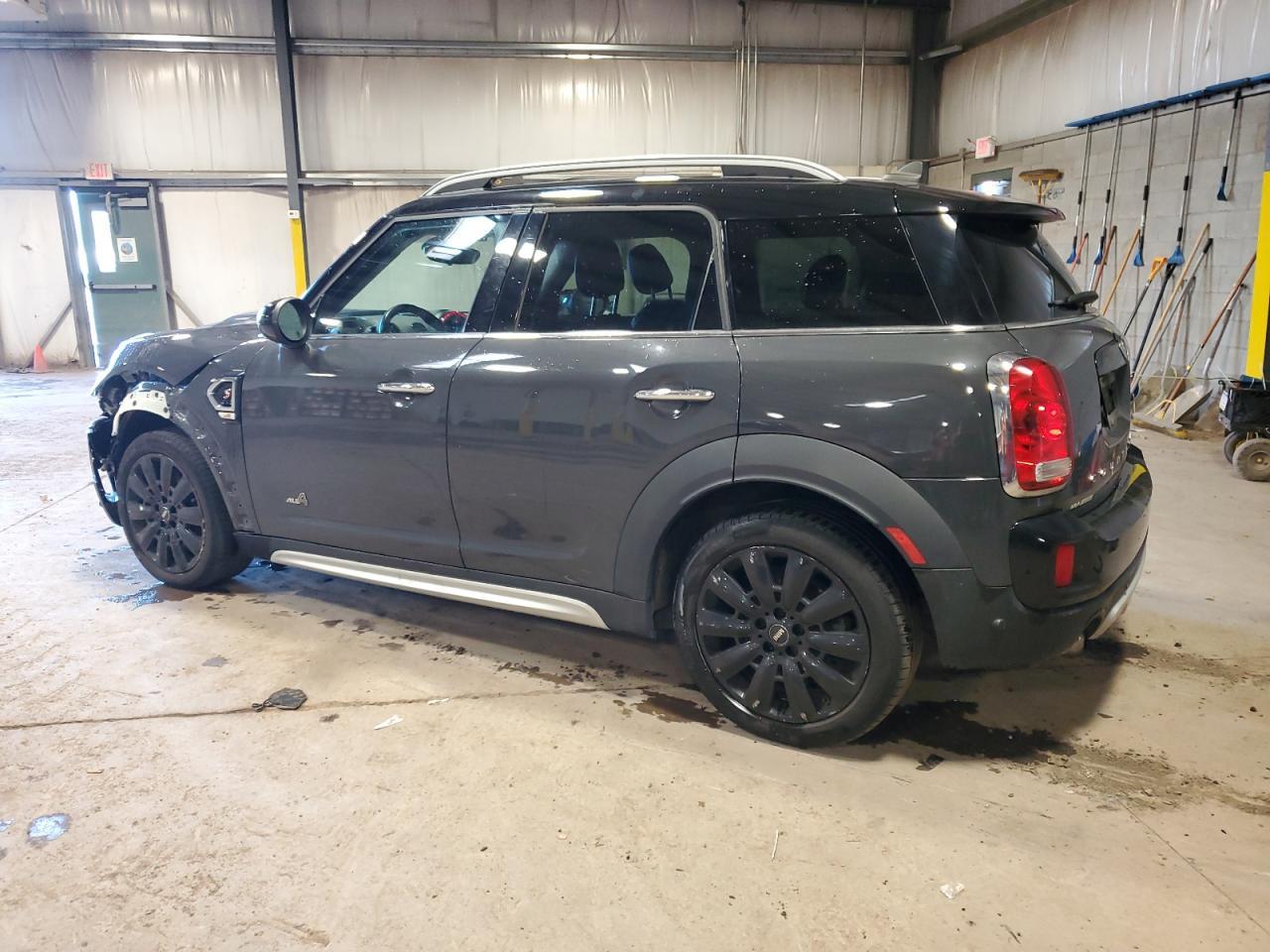 2017 MINI COOPER S C - Image 2