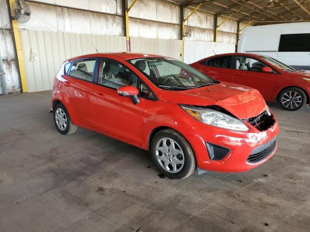 2013 Ford Fiesta Se - Фото 4