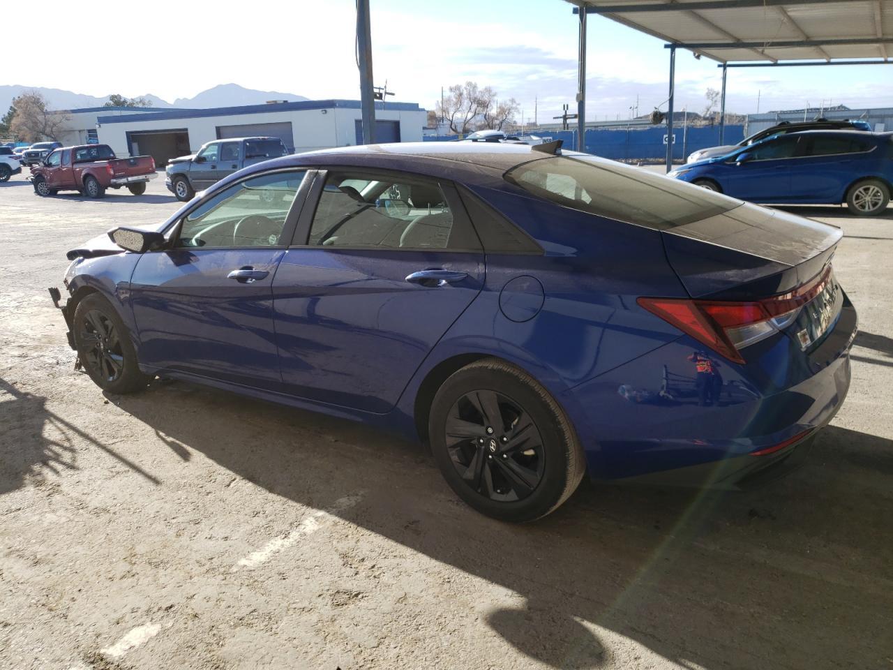 2023 HYUNDAI ELANTRA SE - Image 2