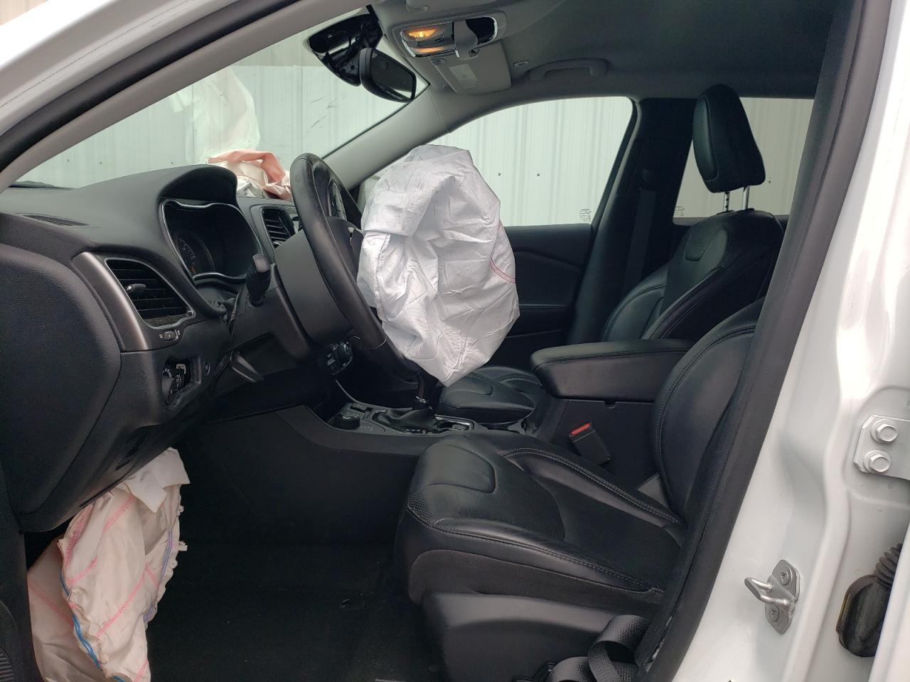 2019 JEEP CHEROKEE L - Image 7
