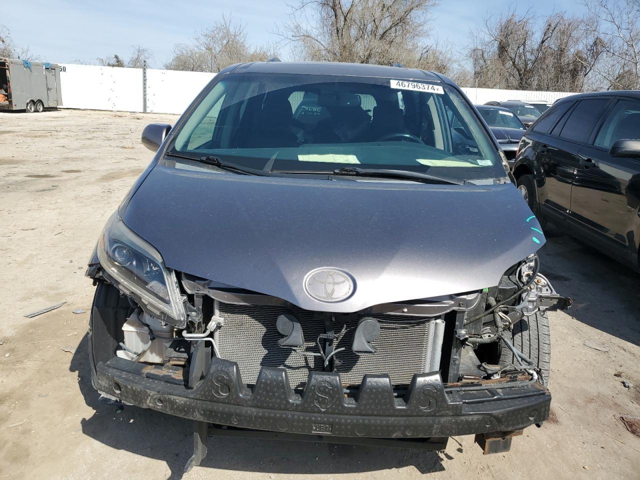 2015 TOYOTA SIENNA SPO - Фото 5