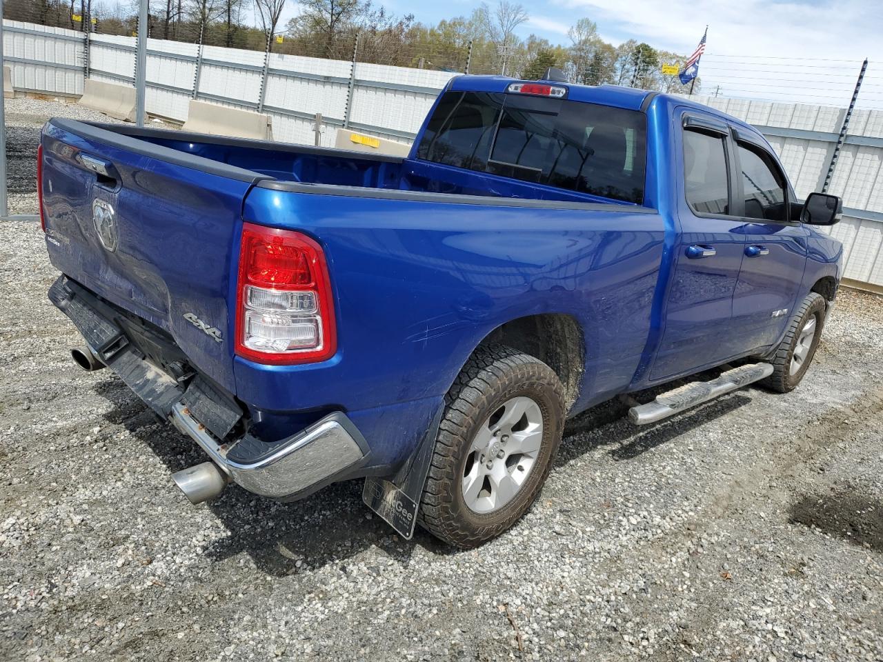 2019 RAM 1500 BIG H - Фото 3
