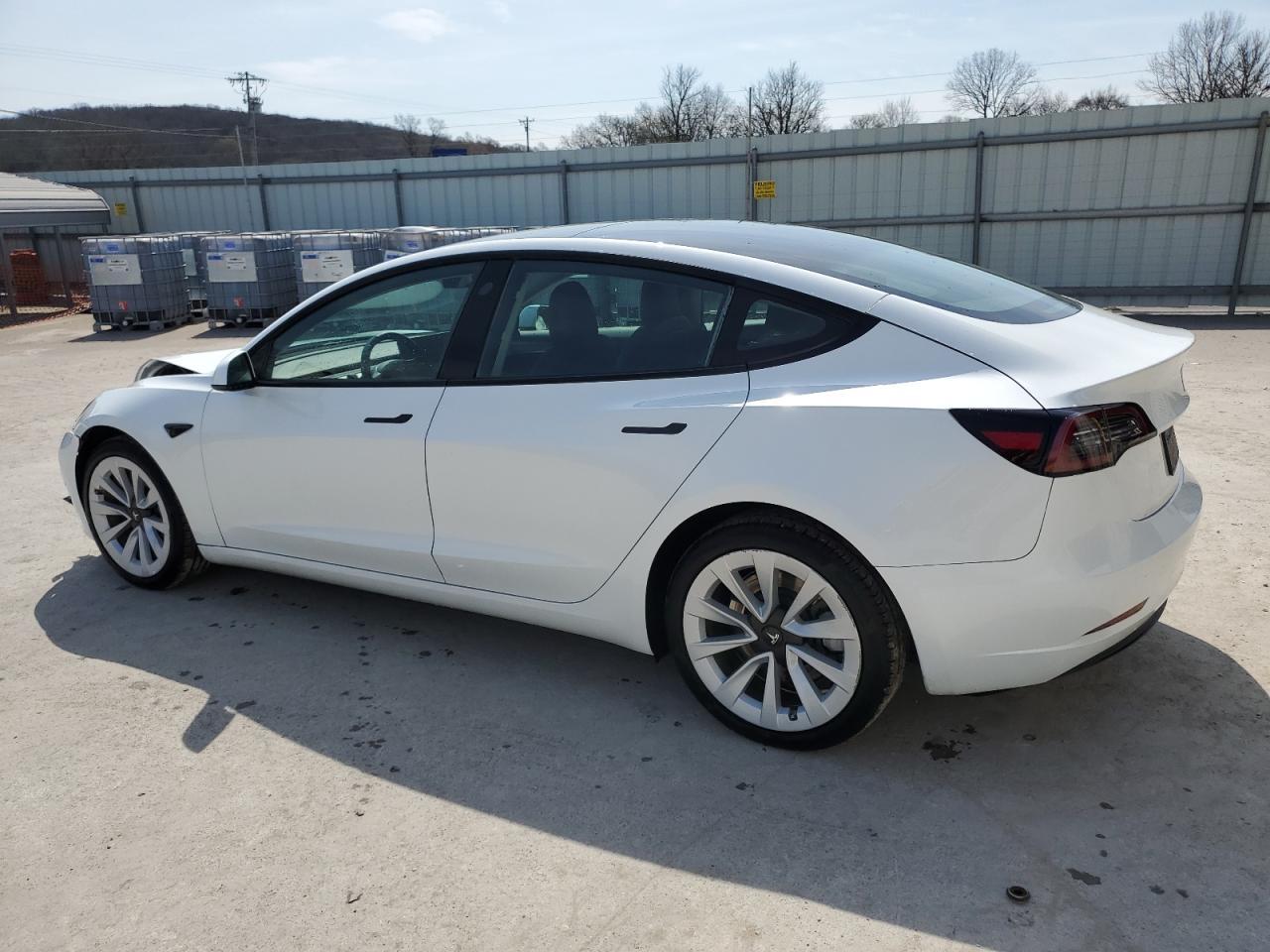 2023 TESLA MODEL 3 - Фото 2