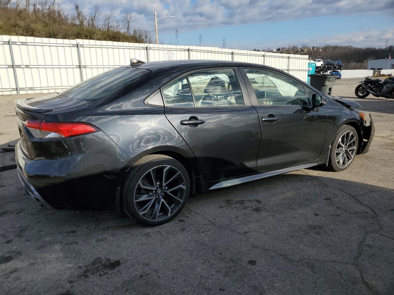 2020 TOYOTA COROLLA SE - Image 3
