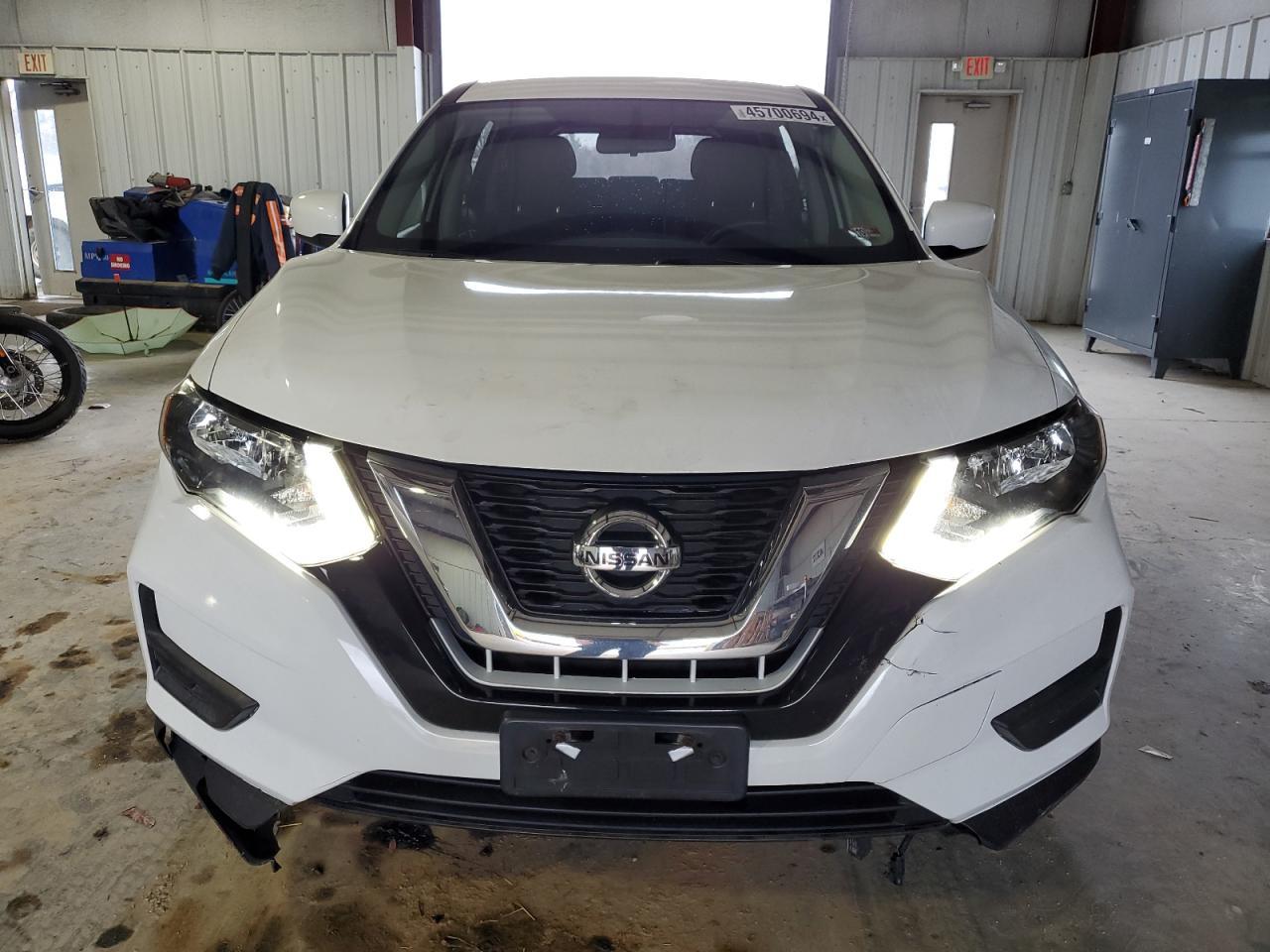 2017 NISSAN ROGUE S - Image 5