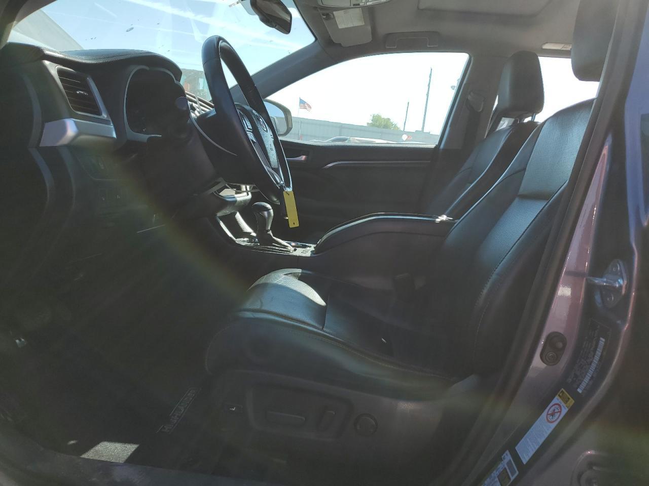 2015 TOYOTA HIGHLANDER - Image 7