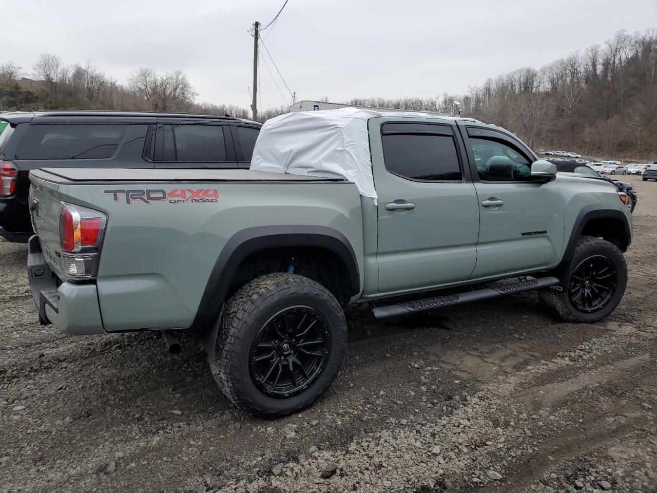 2023 TOYOTA TACOMA DOU - Фото 3