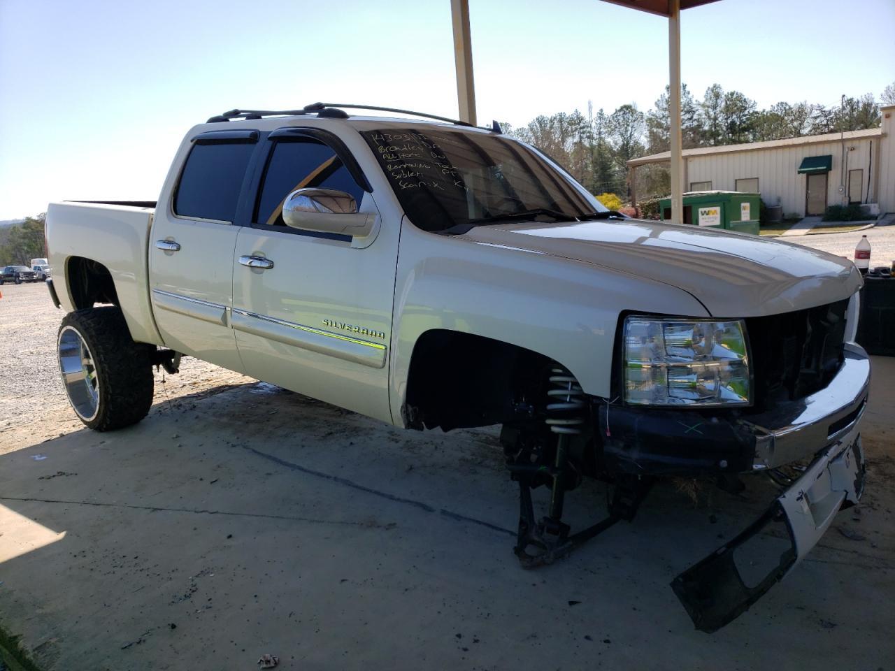 2013 CHEVROLET SILVERADO - Image 4