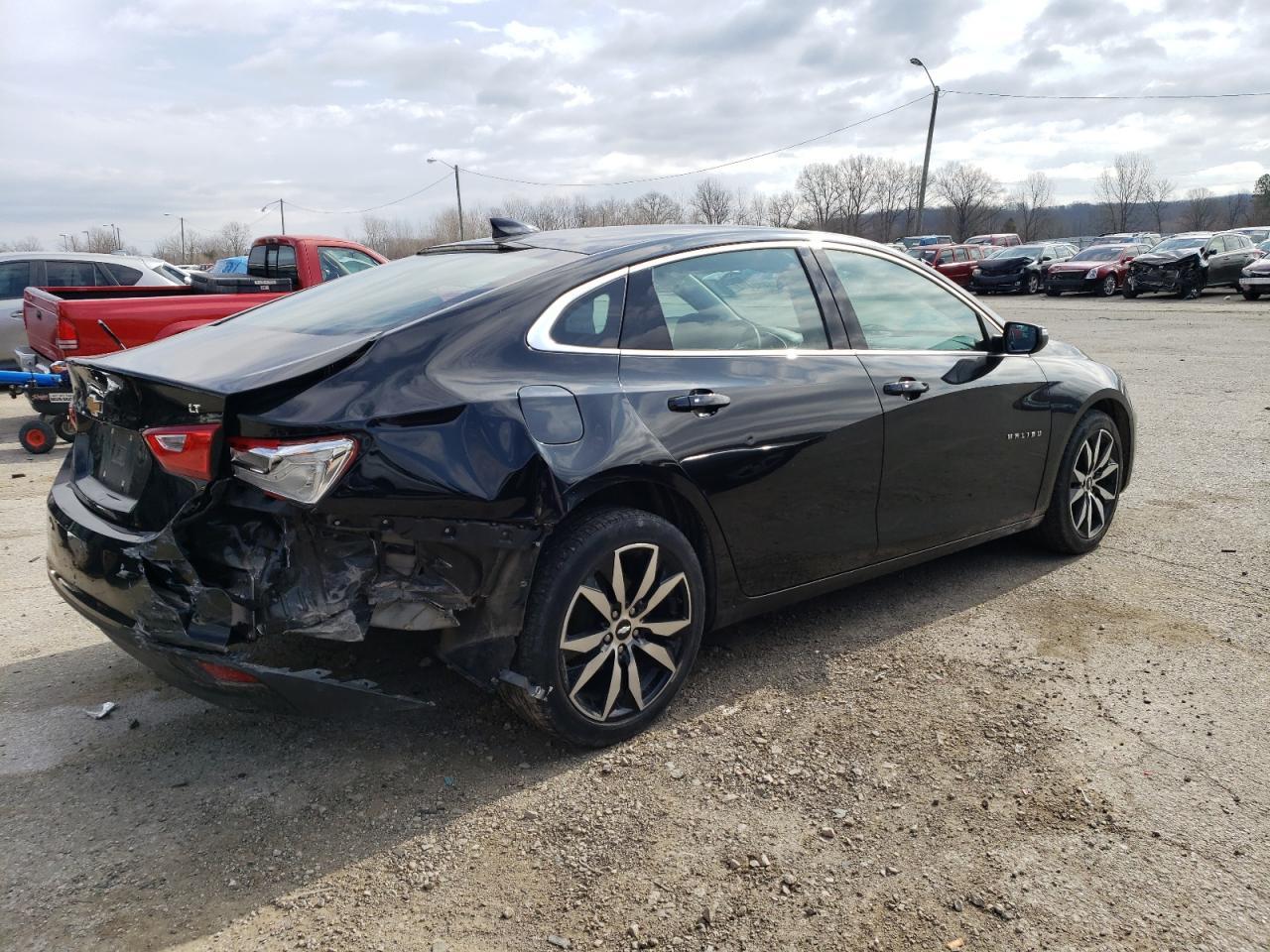 2017 CHEVROLET MALIBU LT - Фото 3
