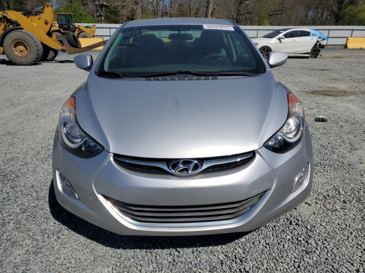 2013 HYUNDAI ELANTRA GL - Image 5