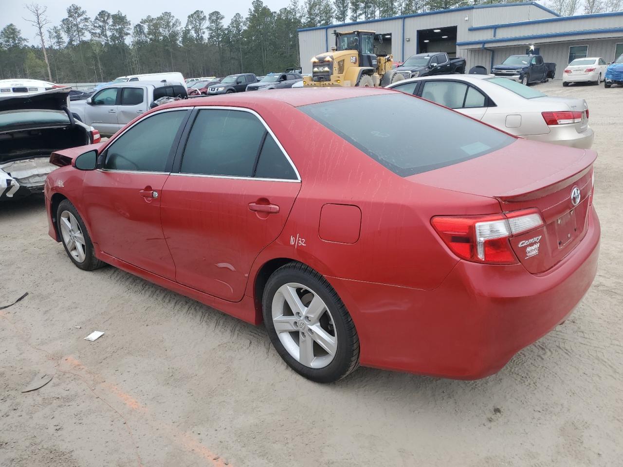 2013 TOYOTA CAMRY L - Image 2