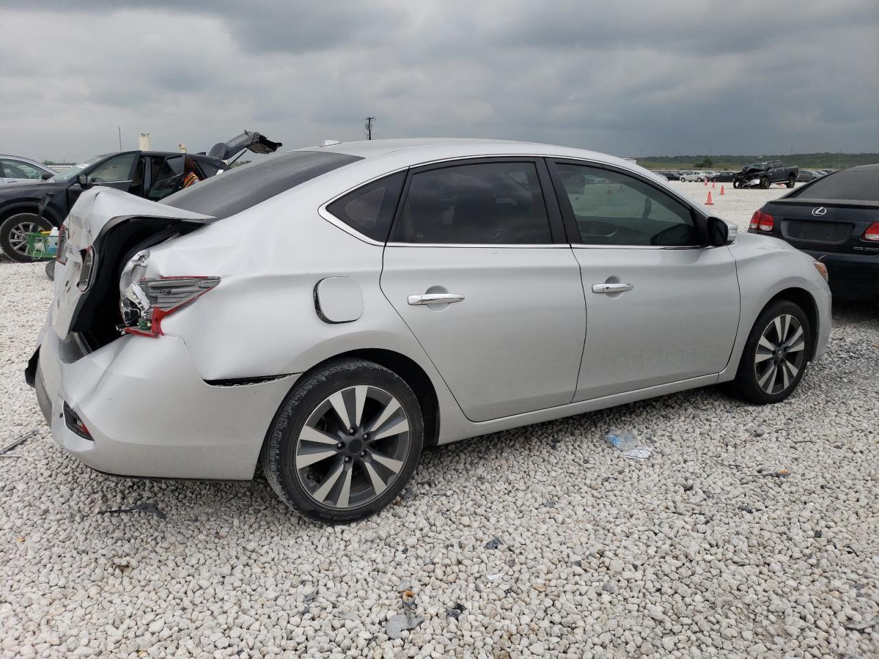 2017 NISSAN SENTRA S - Фото 3