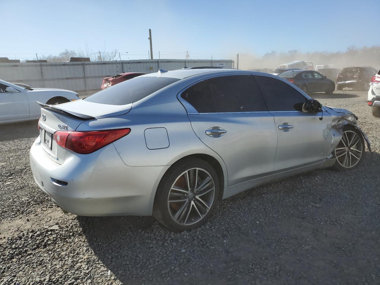 2015 INFINITI Q50 BASE - Фото 3