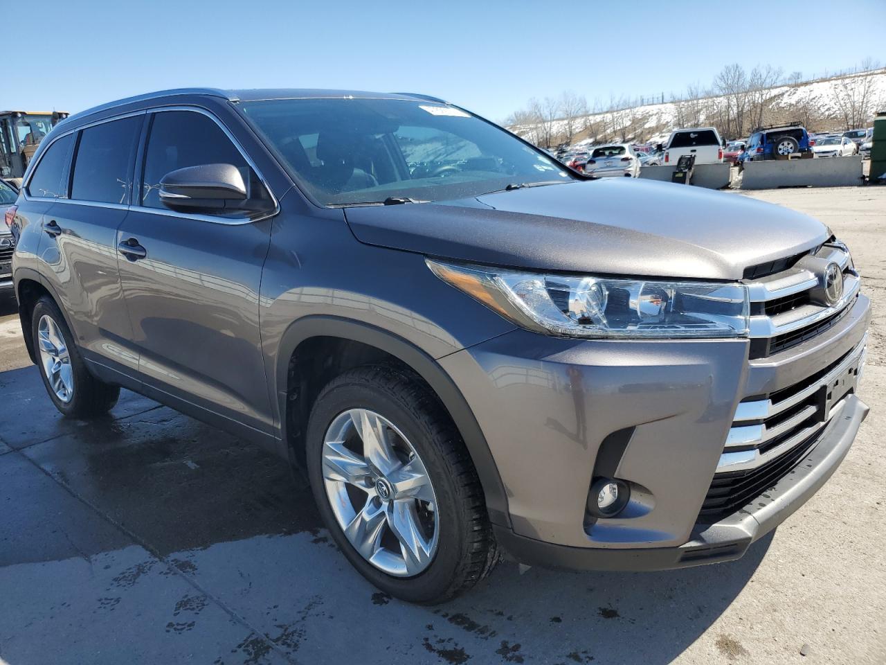 2019 TOYOTA HIGHLANDER - Фото 4