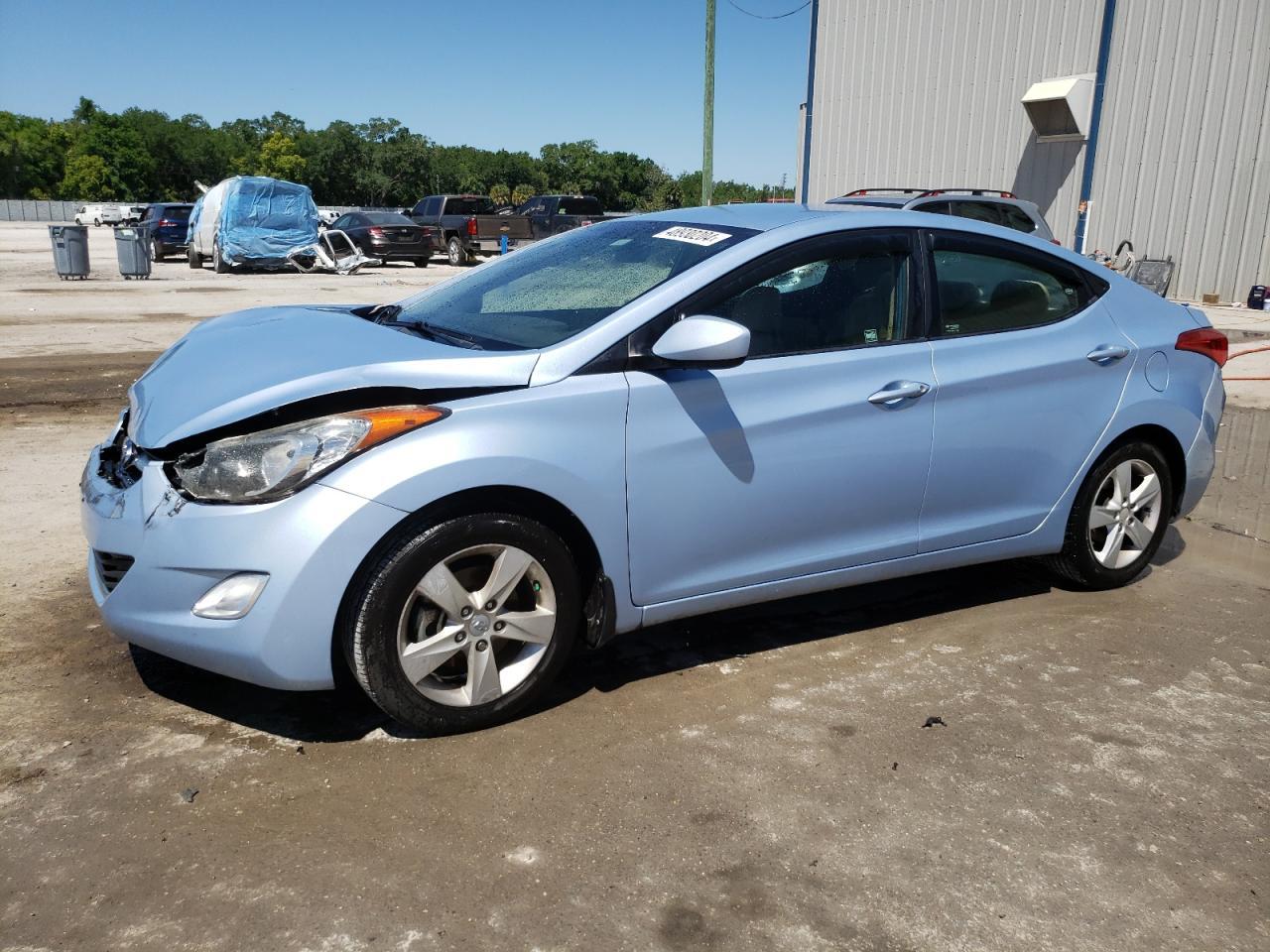 2013 HYUNDAI ELANTRA GL