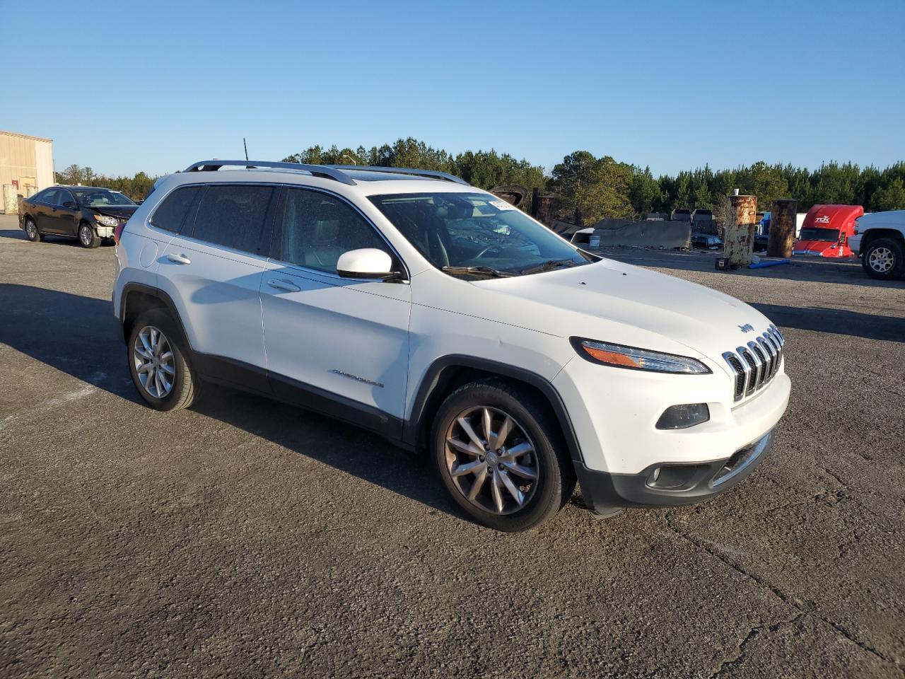 2017 JEEP CHEROKEE L - Image 4