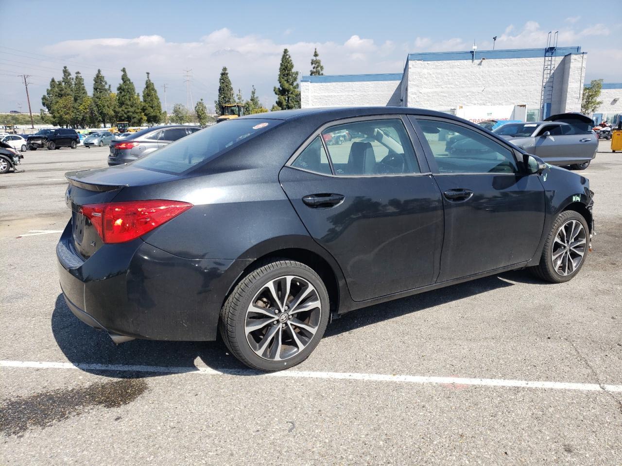 2018 TOYOTA COROLLA L - Image 3