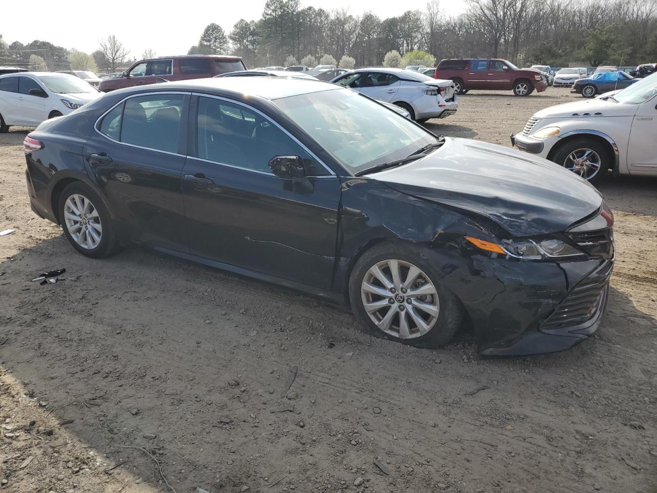 2020 TOYOTA CAMRY LE - Фото 4