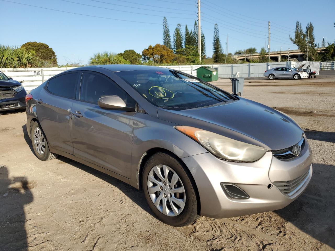2011 HYUNDAI ELANTRA GL - Image 4