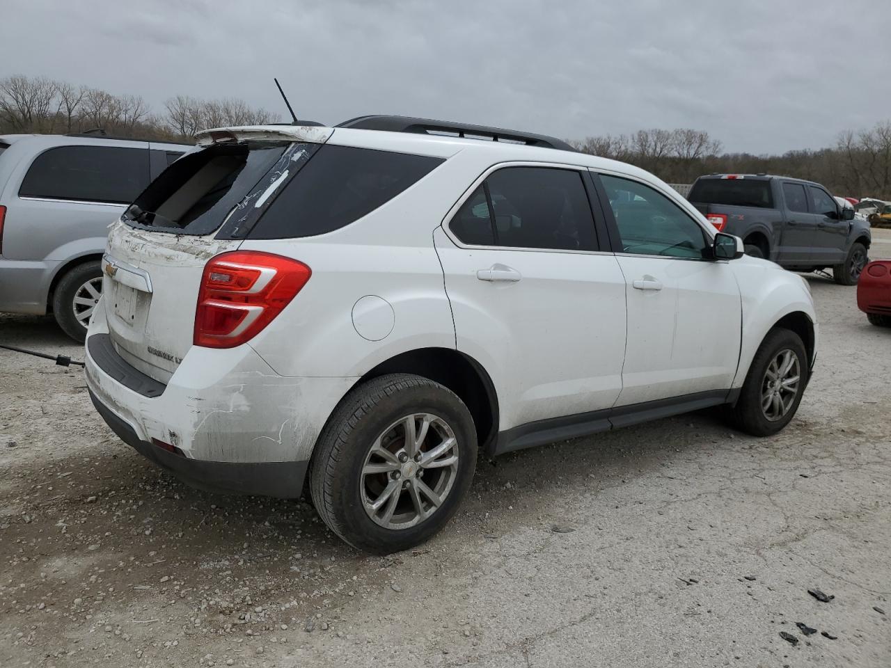 2016 CHEVROLET EQUINOX LT - Image 3