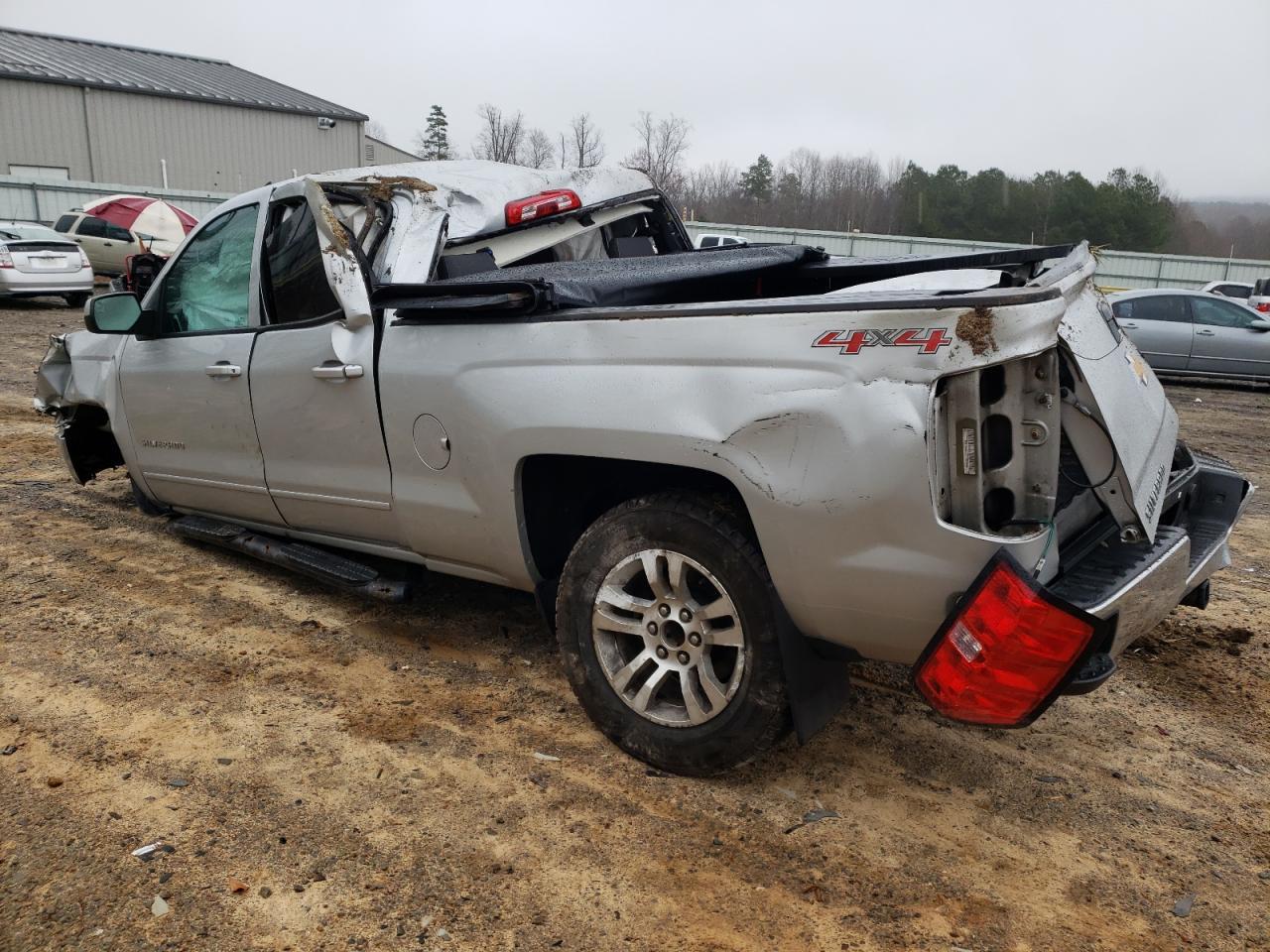 2015 CHEVROLET SILVERADO - Image 2