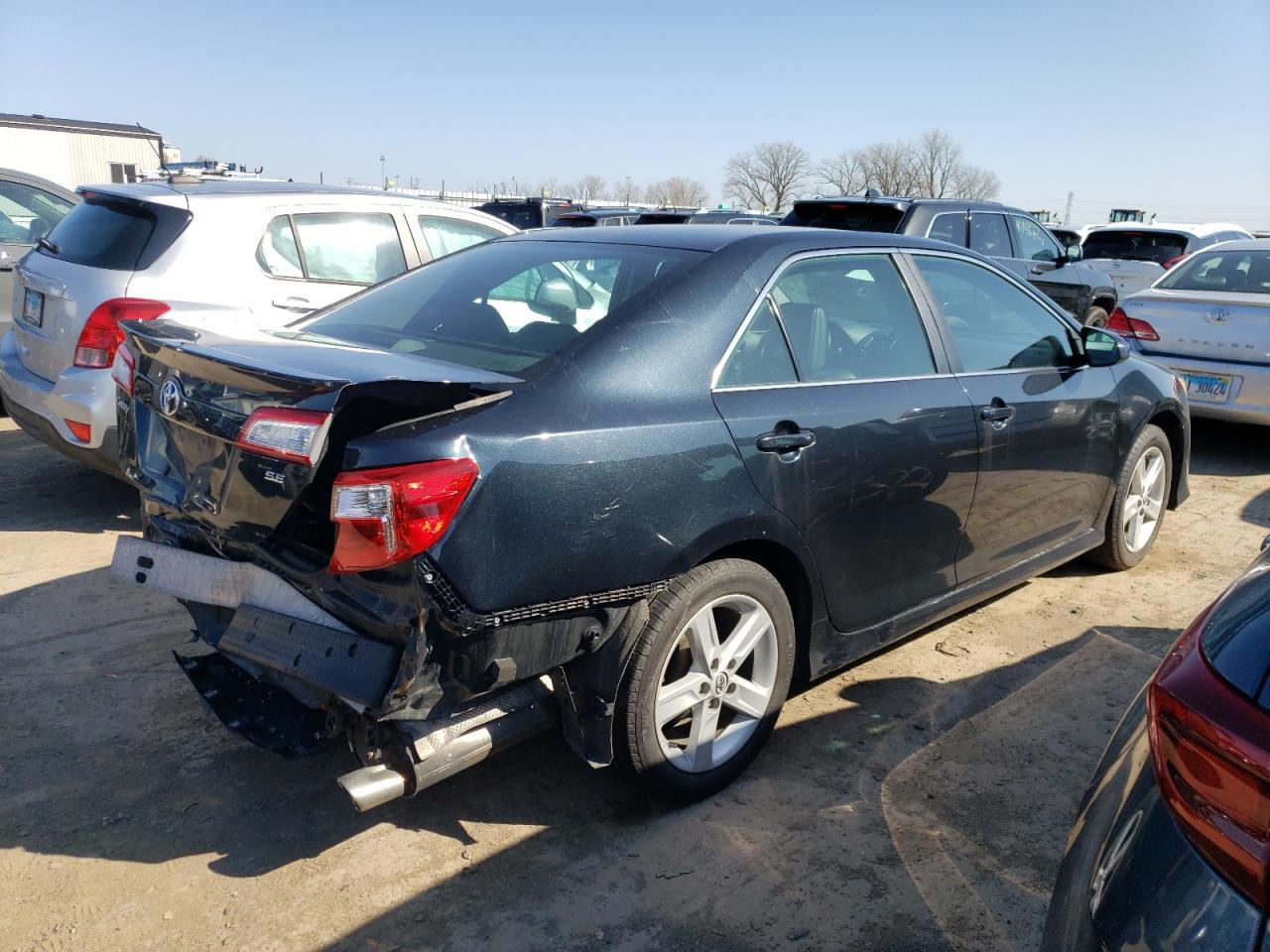 2013 TOYOTA CAMRY L - Image 3