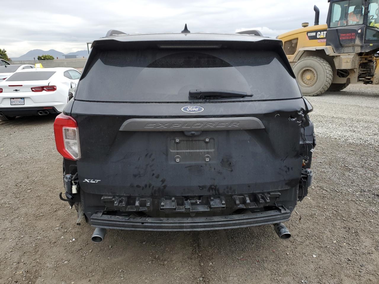 2022 FORD EXPLORER X - Фото 6