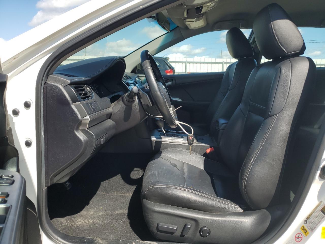 2014 TOYOTA CAMRY L - Image 7