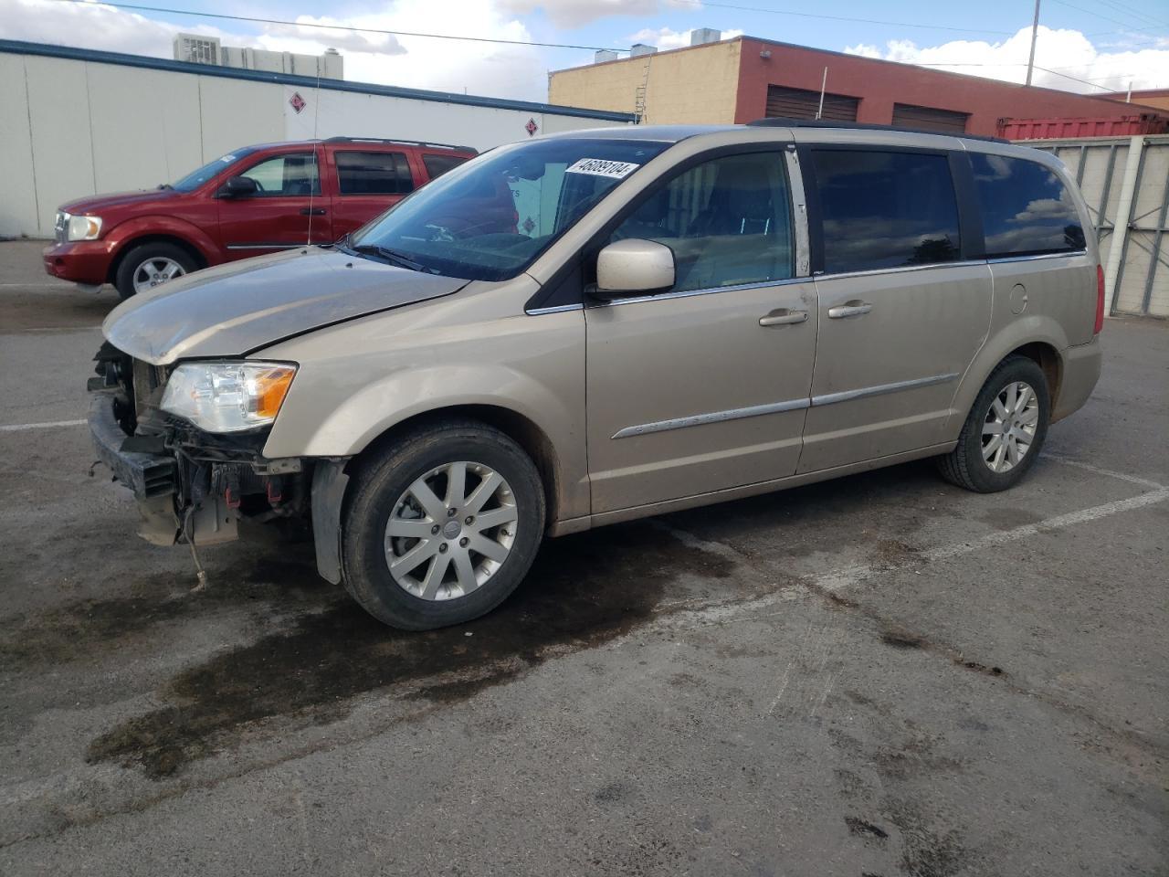 2014 CHRYSLER TOWN & COU