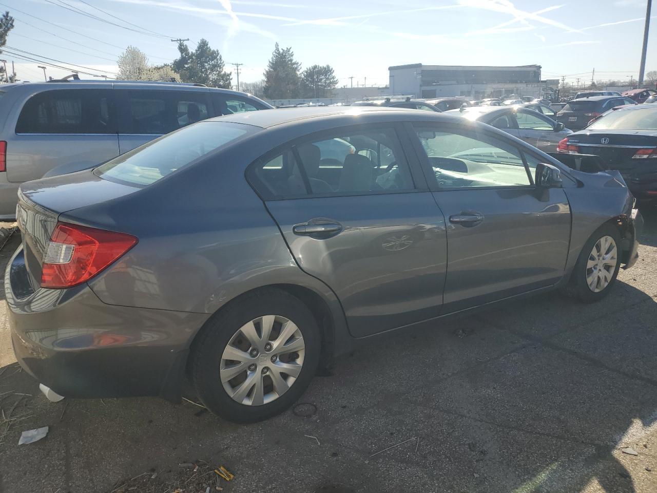 2012 HONDA CIVIC LX - Фото 3