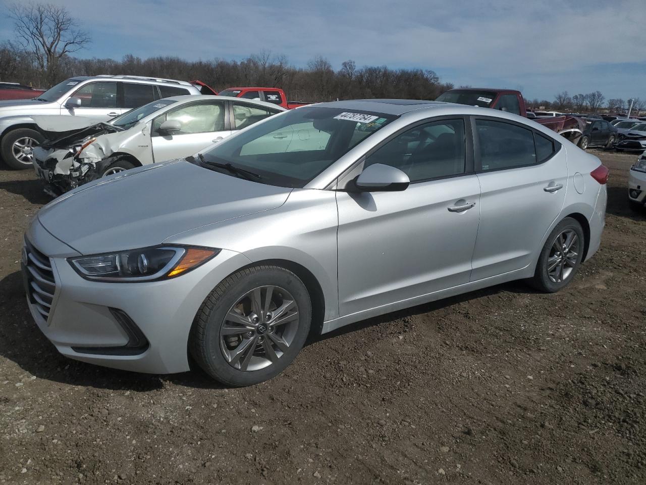 2018 HYUNDAI ELANTRA SE
