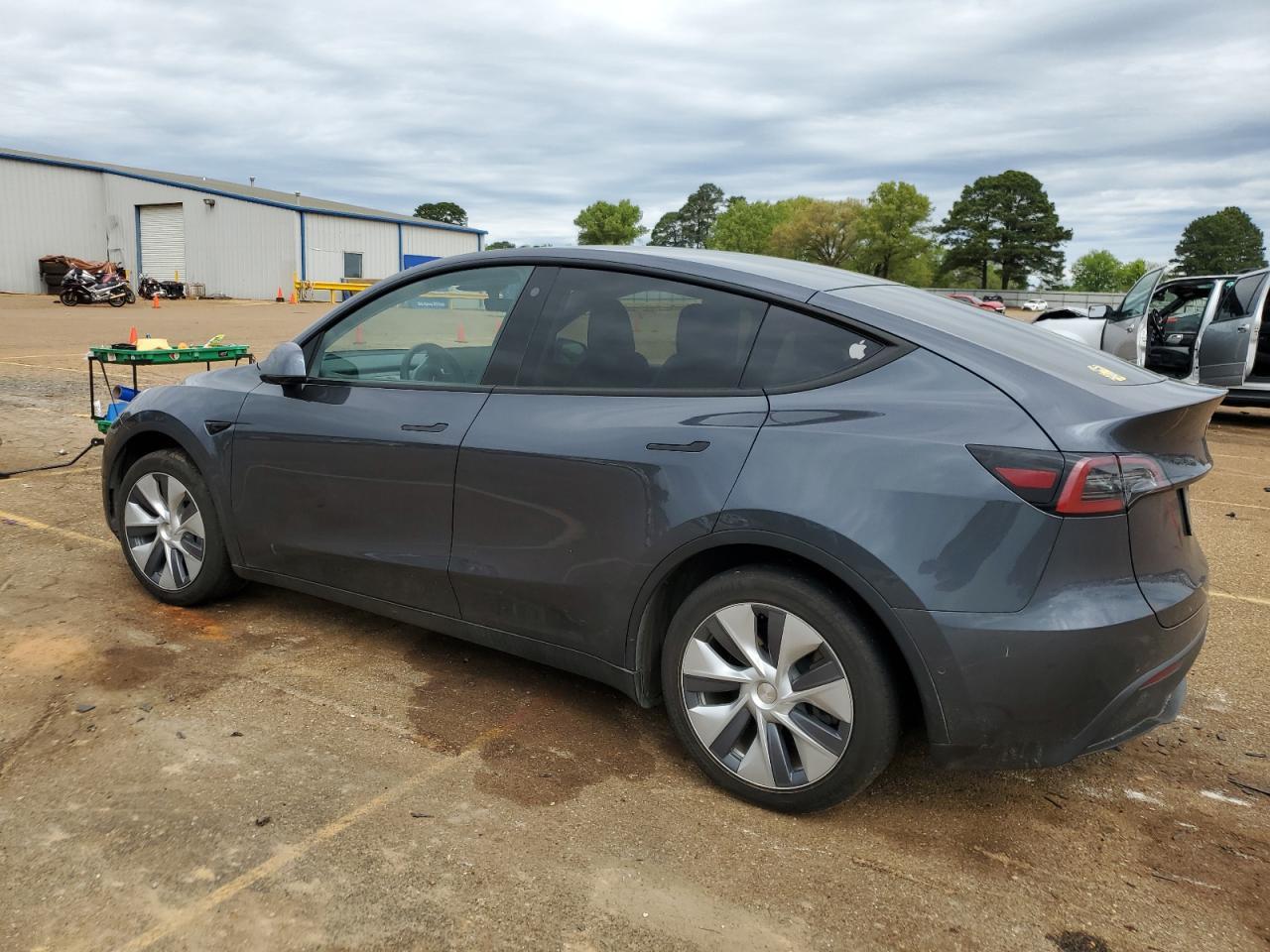 2022 TESLA MODEL Y - Image 2