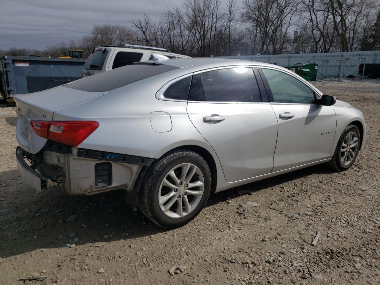2017 CHEVROLET MALIBU LT - Image 3