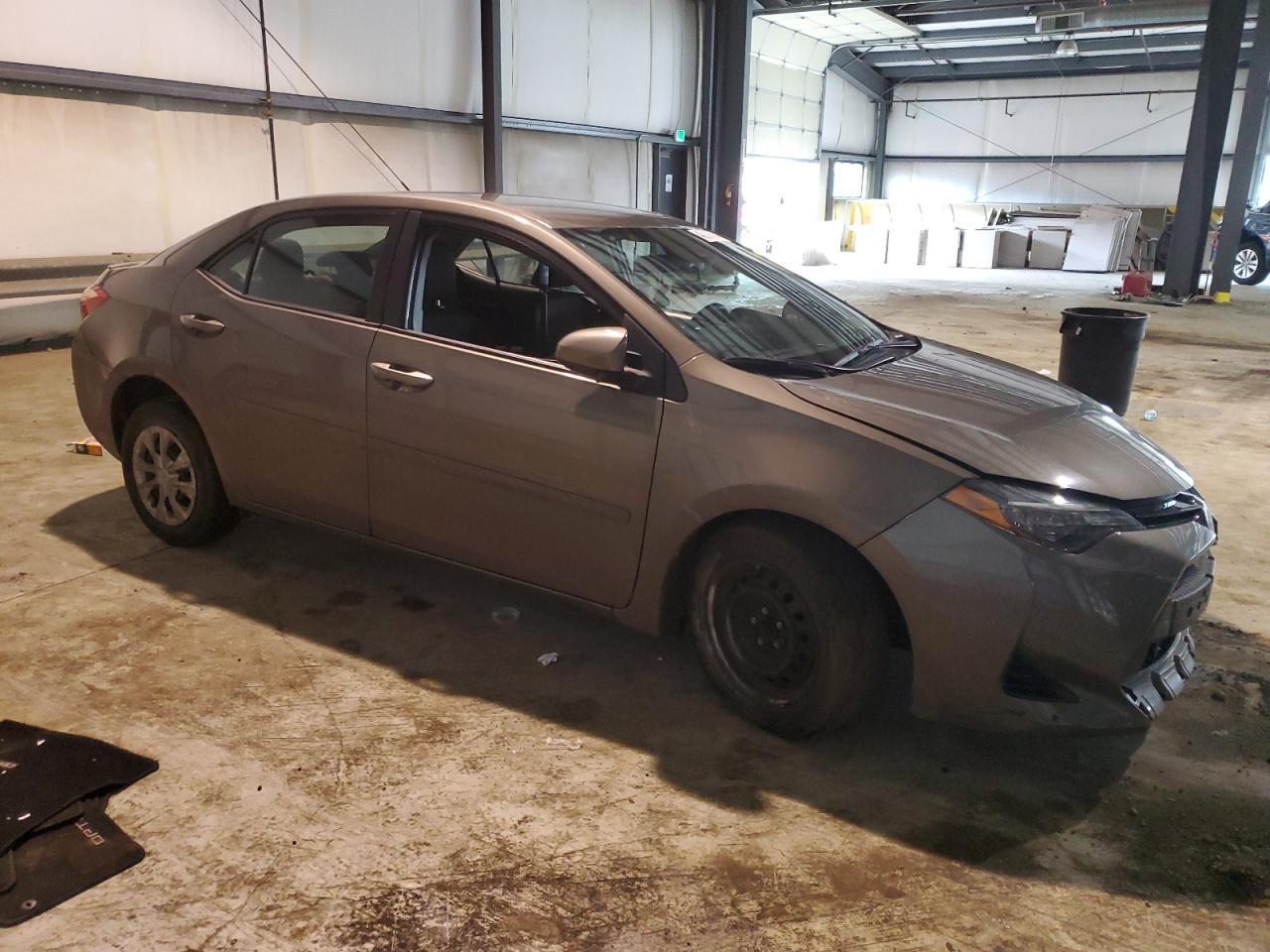 2018 TOYOTA COROLLA LE - Image 4