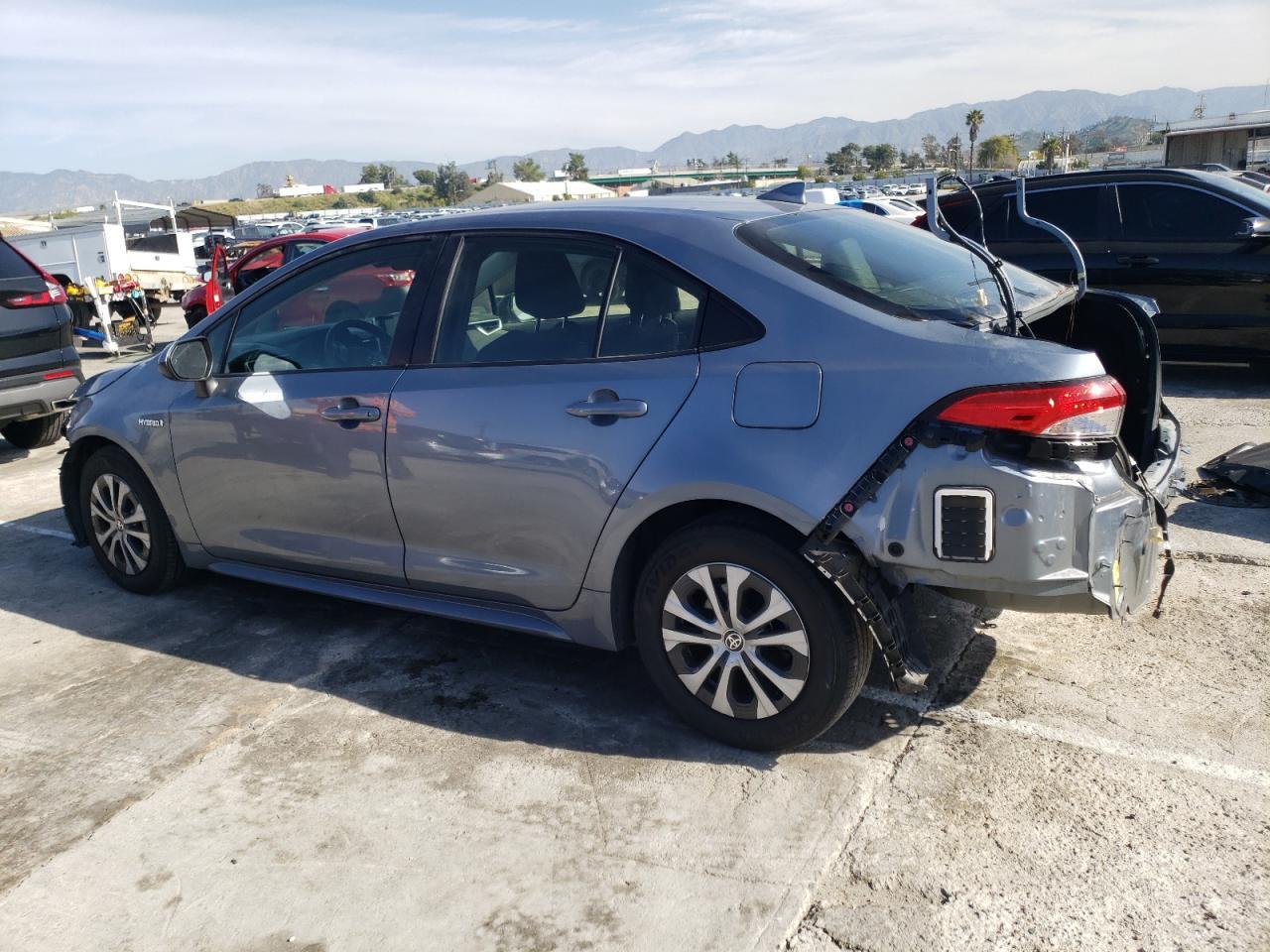 2021 TOYOTA COROLLA LE - Image 2