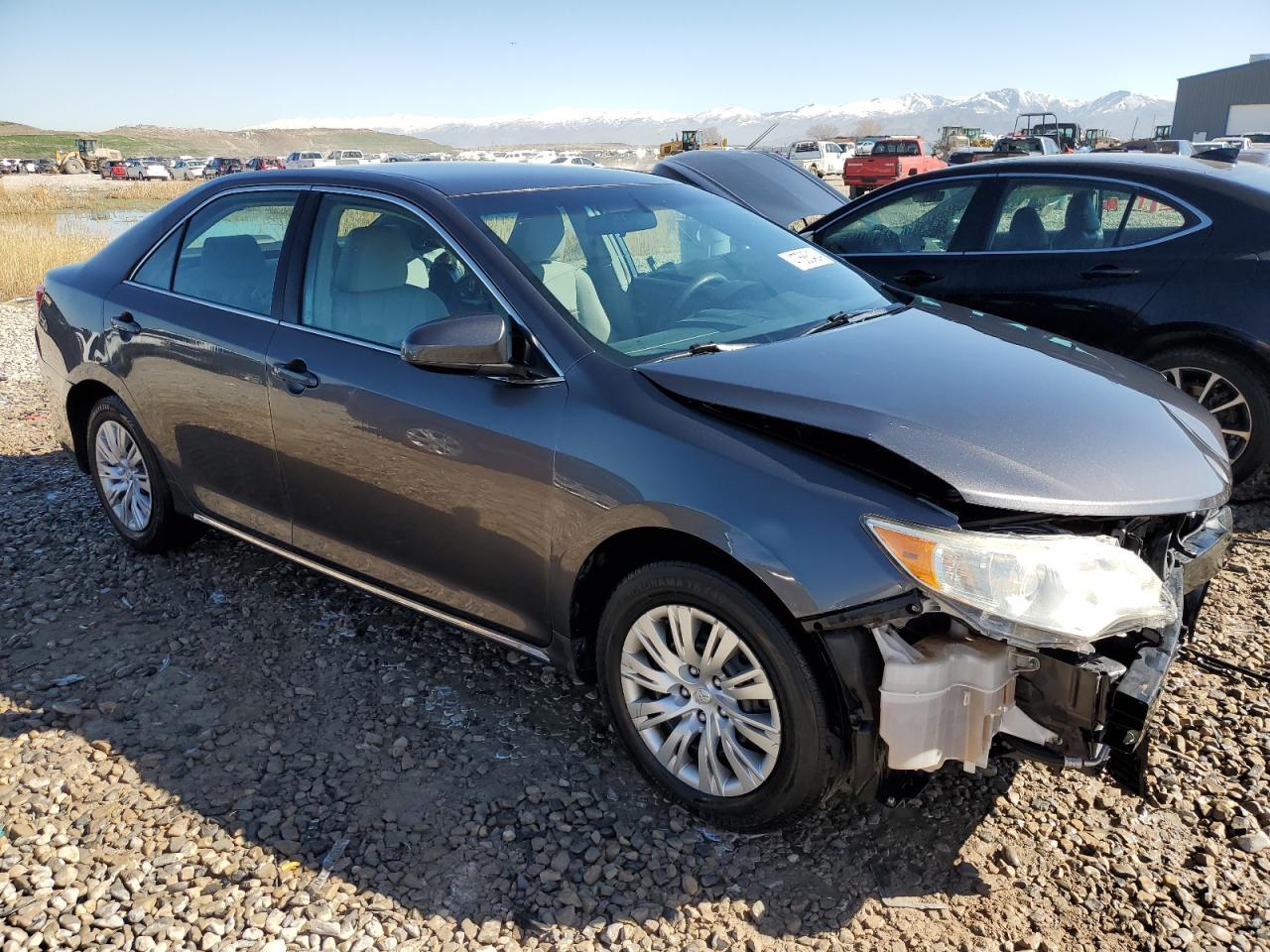 2013 TOYOTA CAMRY L - Image 4