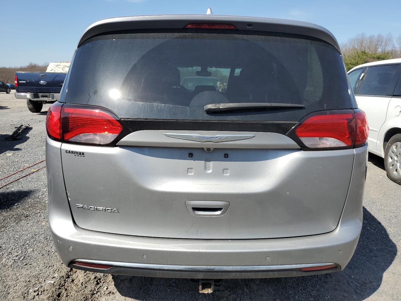 2017 CHRYSLER PACIFICA T - Image 6