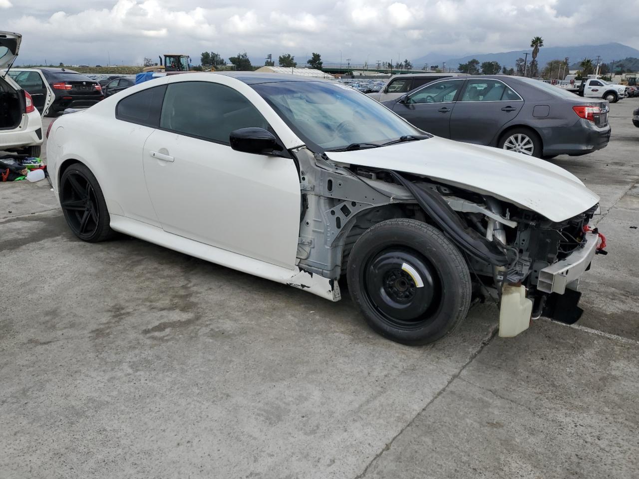 2012 INFINITI G37 BASE - Image 4