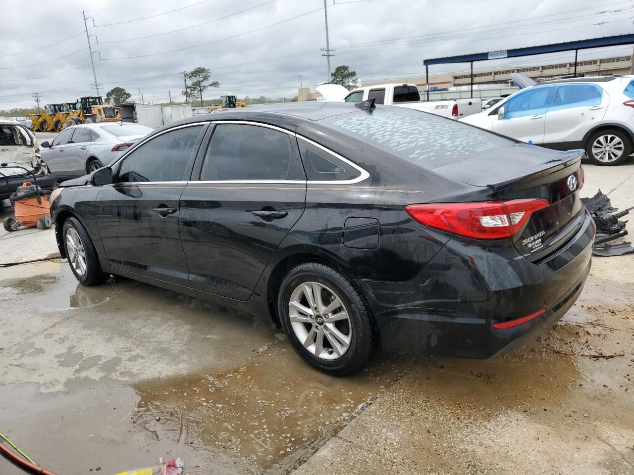 2017 HYUNDAI SONATA SE - Фото 2