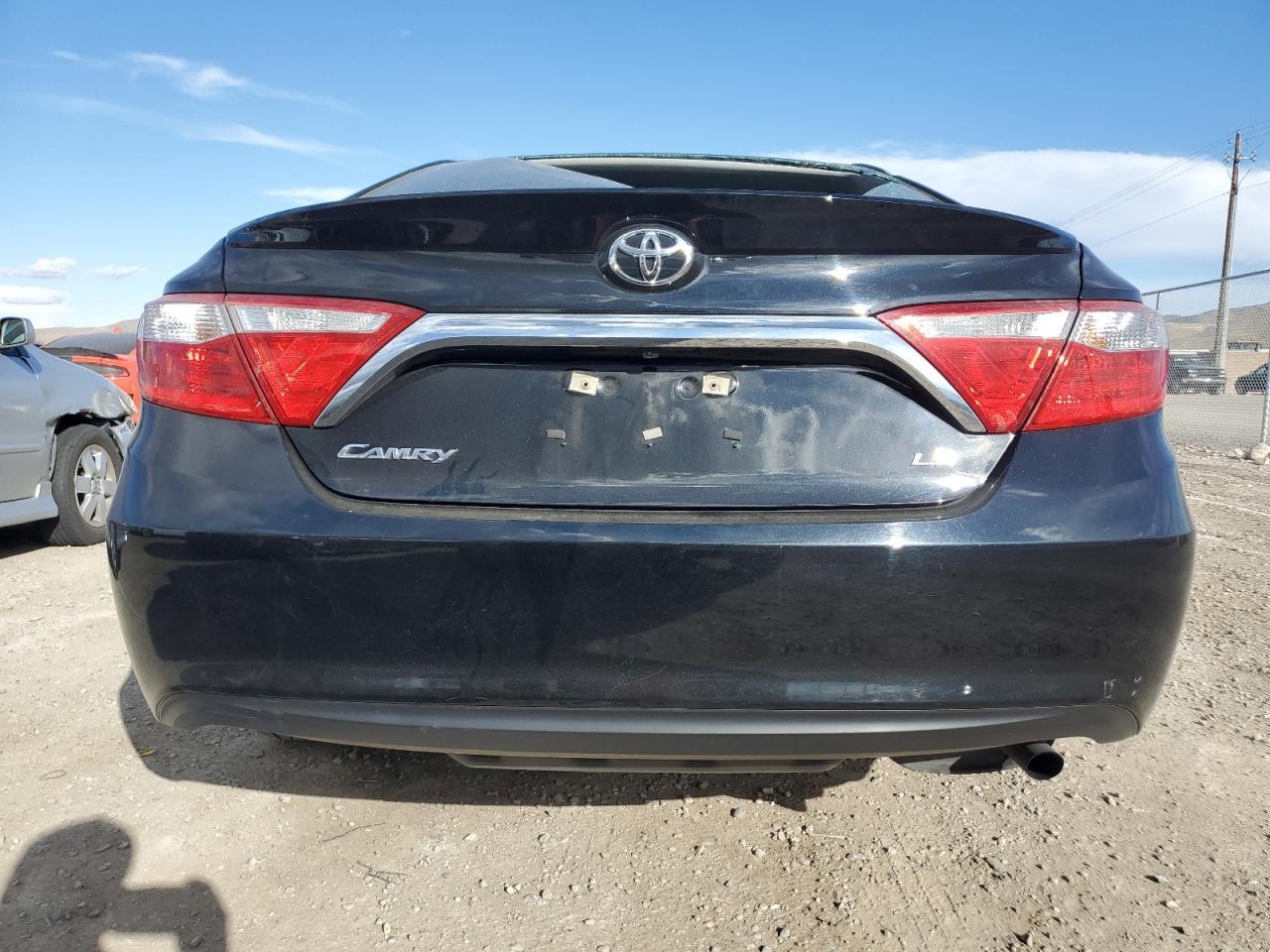 2015 TOYOTA CAMRY LE - Фото 6