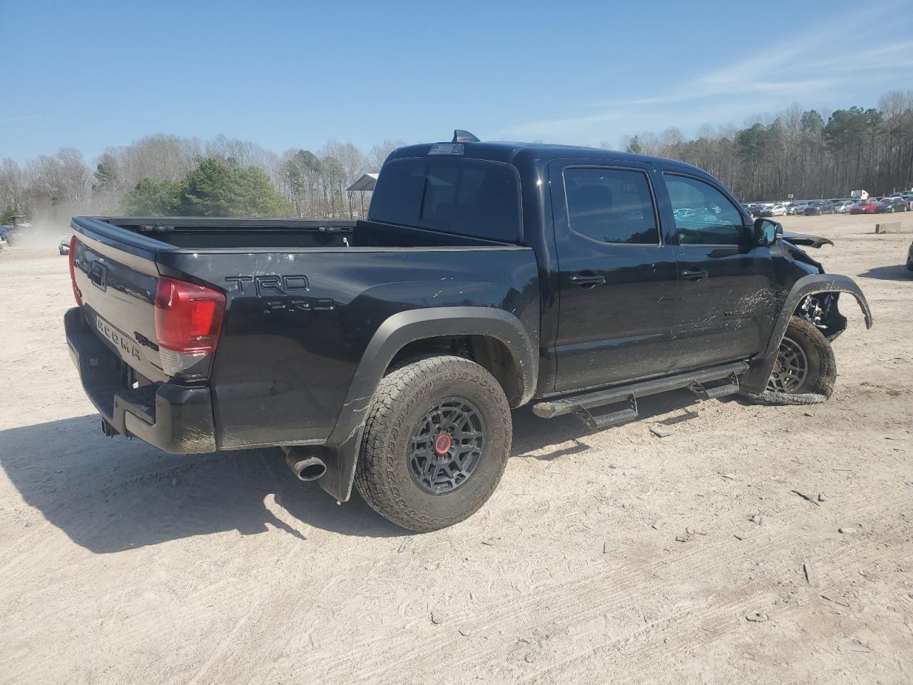 2023 TOYOTA TACOMA DOU - Фото 3