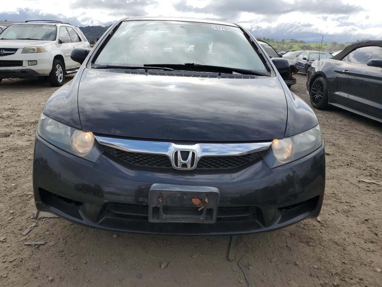 2011 HONDA CIVIC LX - Image 5