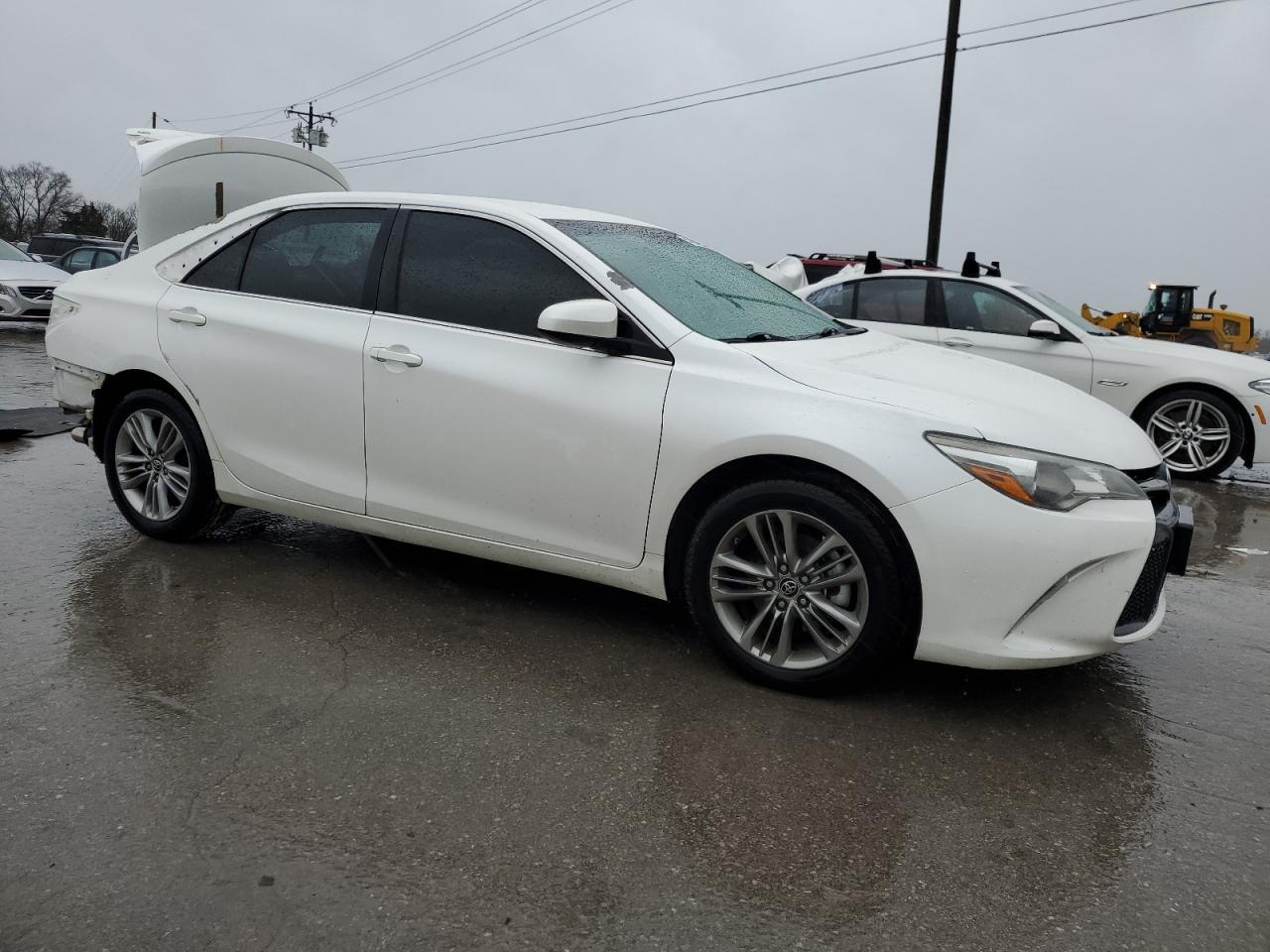 2015 TOYOTA CAMRY LE - Фото 4