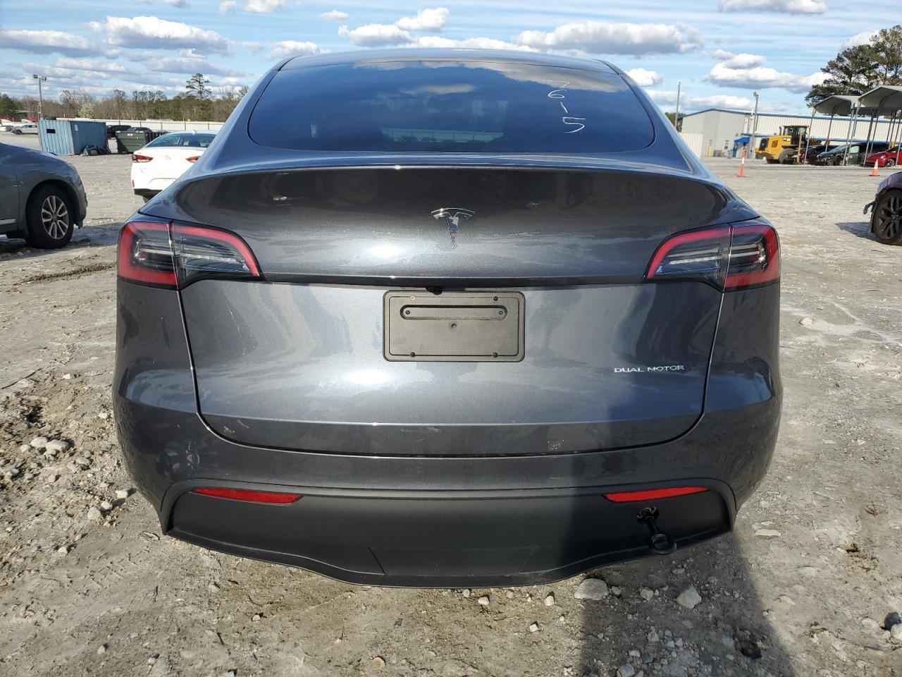 2023 TESLA MODEL Y - Image 6