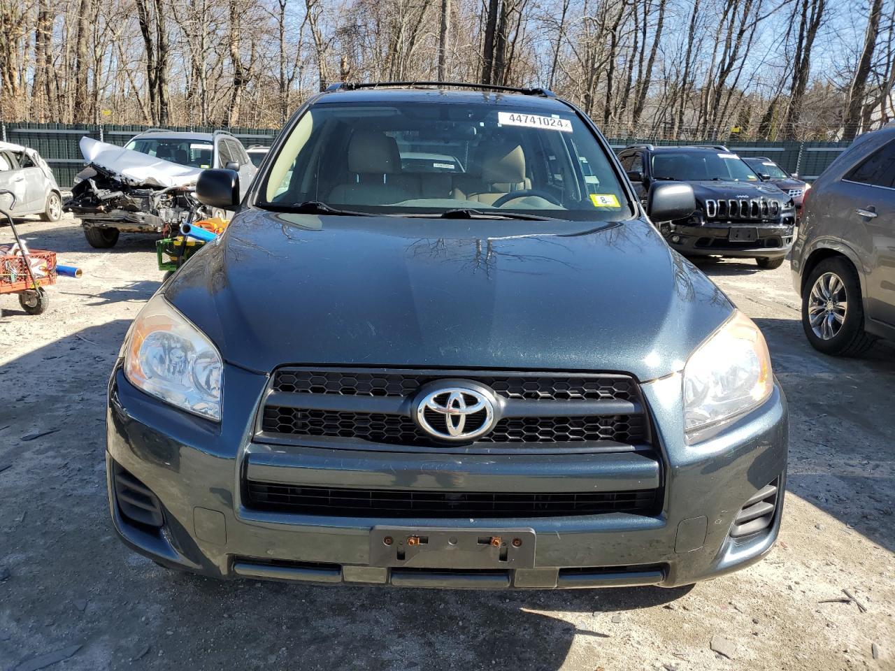 2011 TOYOTA RAV4 - Image 5
