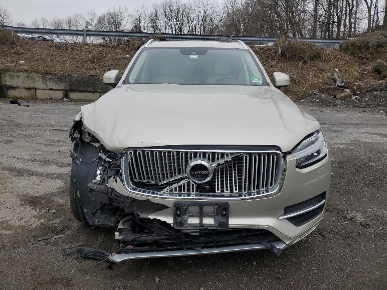 2016 VOLVO XC90 T6 - Фото 5
