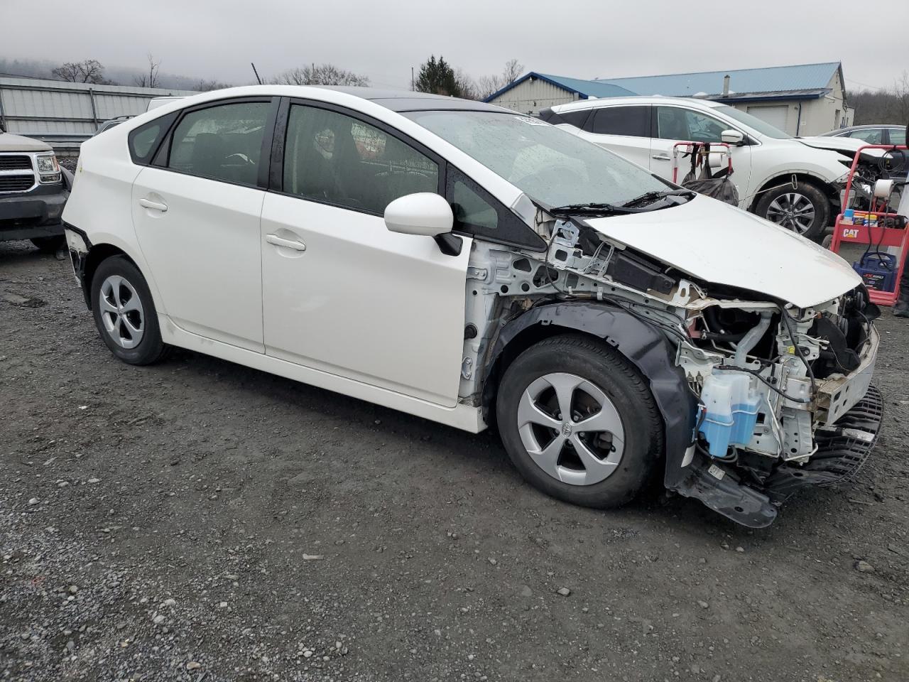 2013 TOYOTA PRIUS - Фото 4