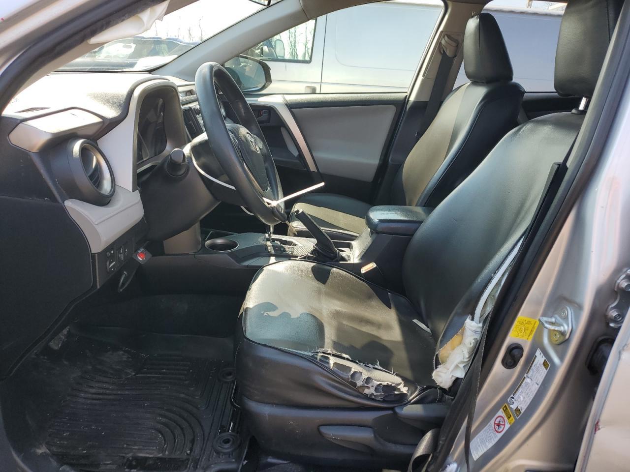 2015 TOYOTA RAV4 LE - Image 7