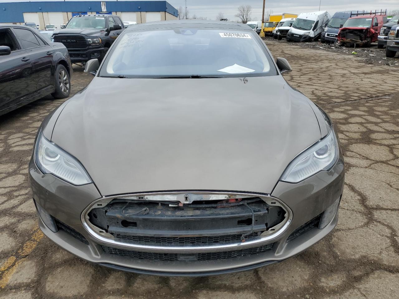 2015 TESLA MODEL S 85 - Фото 5