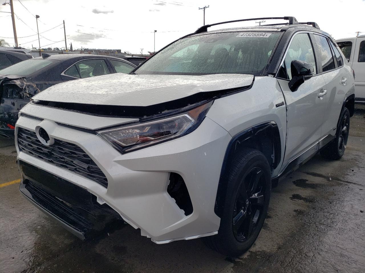 2020 TOYOTA RAV4 XSE car image